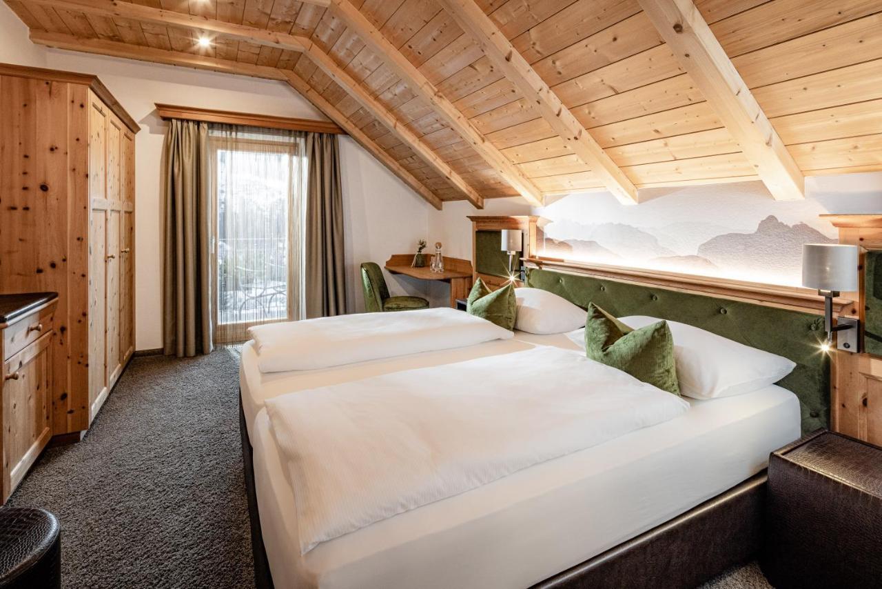 Boutique & Fashion Hotel Maciaconi - Gardenahotels Santa Cristina Val Gardena Exterior foto