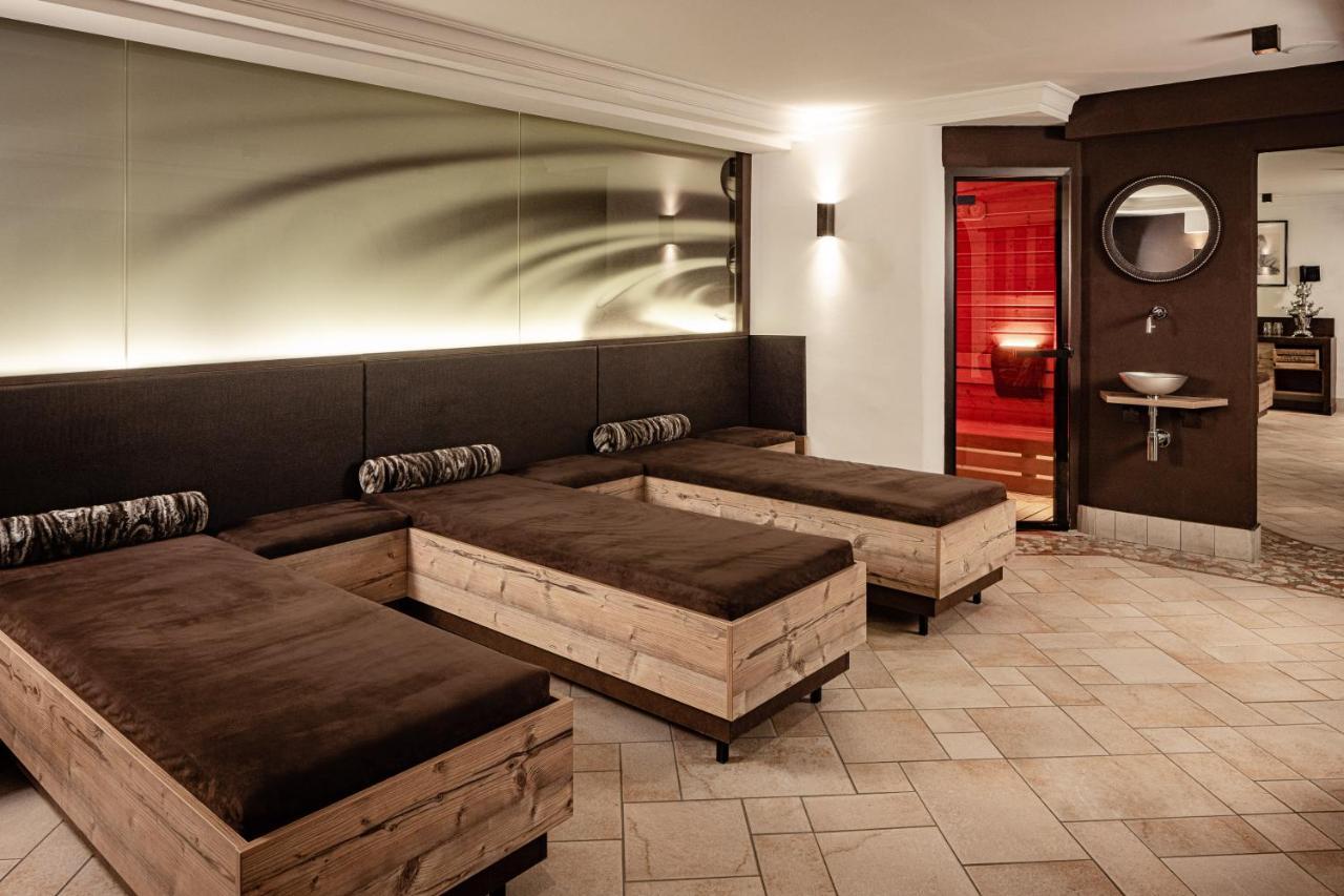 Boutique & Fashion Hotel Maciaconi - Gardenahotels Santa Cristina Val Gardena Exterior foto